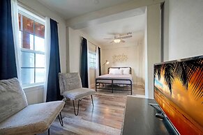 Golf Cart Zone Walk or Ride to Beach Patio BBQ Salty Sunshine A