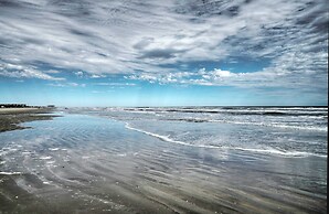 Golf Cart Zone Walk or Ride to Beach Patio BBQ Salty Sunshine A