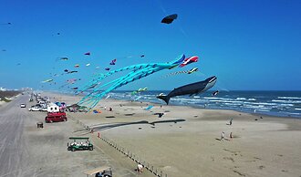 Golf Cart Zone Walk or Ride to Beach Patio BBQ Salty Sunshine A