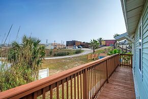 Near Beach Dining w Golf Cart Private Balcony Salty Sunshine B