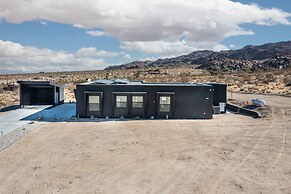 Luxe Modern Escape w Pool Hot Tub Firepit Desert View Lassen by Avants