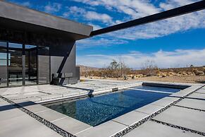 Luxe Modern Escape w Pool Hot Tub Firepit Desert View Lassen by Avants