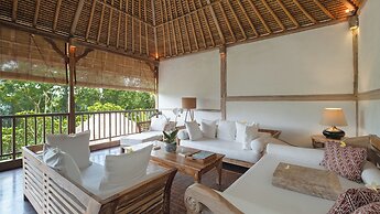 Villa Shamballa by Villa Finder