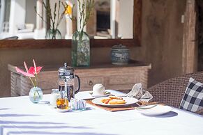 Villa Shamballa by Villa Finder