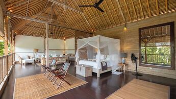 Villa Shamballa by Villa Finder