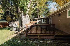 The Rustic Retreat - Pet Friendly w/ Fenced Yard