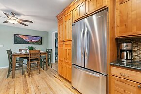 The Rustic Retreat - Pet Friendly w/ Fenced Yard