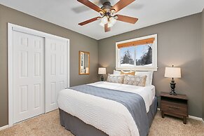 The Rustic Retreat - Pet Friendly w/ Fenced Yard