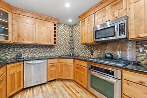 The Rustic Retreat - Pet Friendly w/ Fenced Yard