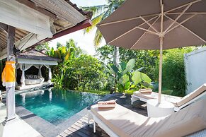 Villa Shamballa Moon by Villa Finder