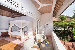 Villa Shamballa Moon by Villa Finder