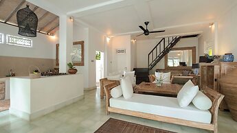 Villa Shamballa Moon by Villa Finder