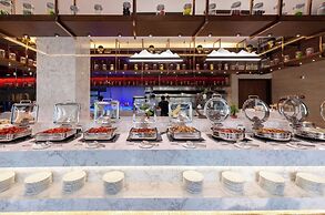 Century Runhua Hotel