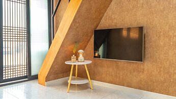 Gyeongju Poseokjeong Hanok Pool Villa