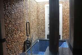 Try Palace Resort Kep