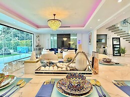 @ Marbella Lane - Enchanted Garden & Pool Hideaway