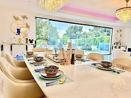 @ Marbella Lane - Enchanted Garden & Pool Hideaway