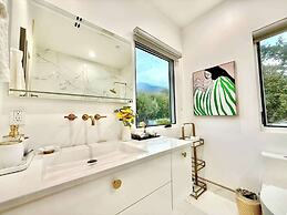 @ Marbella Lane - Enchanted Garden & Pool Hideaway