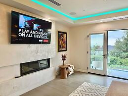 @ Marbella Lane - Enchanted Garden & Pool Hideaway