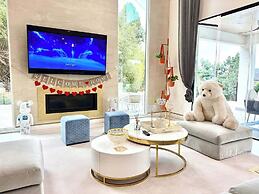 @ Marbella Lane - Enchanted Garden & Pool Hideaway