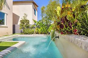 @marbella Lane - Stylish Dream Home in RMV w/ Pool