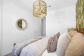 @marbella Lane - Stylish Dream Home in RMV w/ Pool