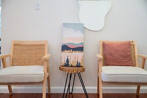 @marbella Lane - 4BR Lavish Castle Retreat