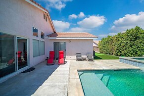 @marbella Lane - 4BR Lavish Castle Retreat