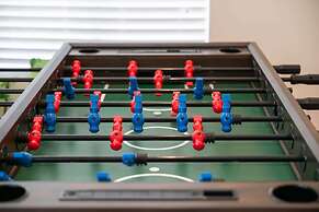 @marbella Lane - 4BR Lavish Castle Retreat