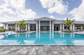 The Vistas At Eastwood Apartments By Barsala