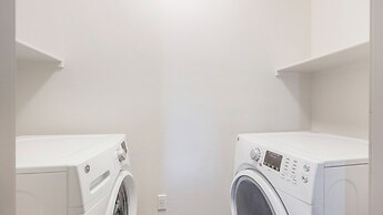 Landing Glendale Arrowhead