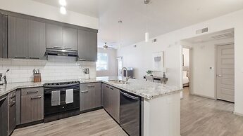 Landing Glendale Arrowhead