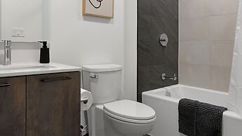 Landing at Bridge District