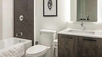 Landing at Bridge District