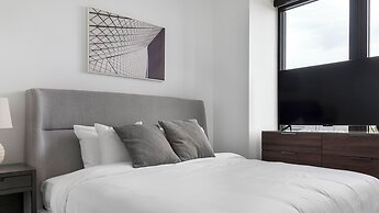 Landing at Bridge District