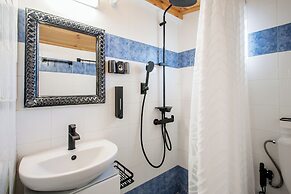 SkyFrame Apartments
