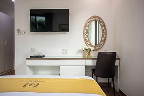 Grand Park Hotel & Apartment Phu My Hung