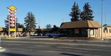 Cheyenne Motel
