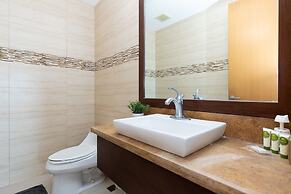 The Seashells Beach Condo by Acomodo
