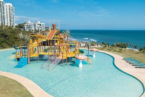 The Seashells Beach Condo by Acomodo