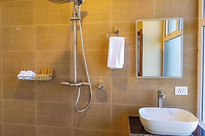 Mhendo Hotel & Studio Suites