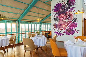 Mhendo Hotel & Studio Suites