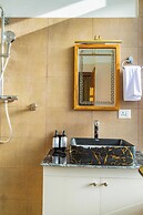 Mhendo Hotel & Studio Suites