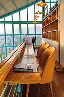 Mhendo Hotel & Studio Suites