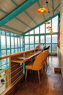 Mhendo Hotel & Studio Suites