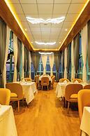 Mhendo Hotel & Studio Suites