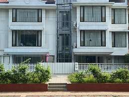 Beach Paradise Miramar Goa