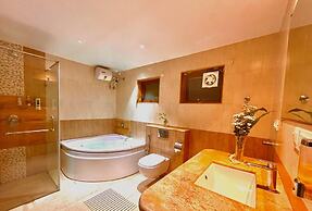 Beach Paradise Miramar Goa