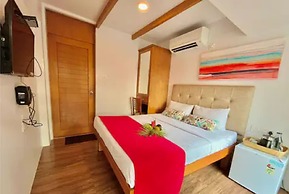 Beach Paradise Miramar Goa