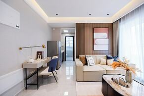 Excellent International Audio-Visual Hotel Apartment